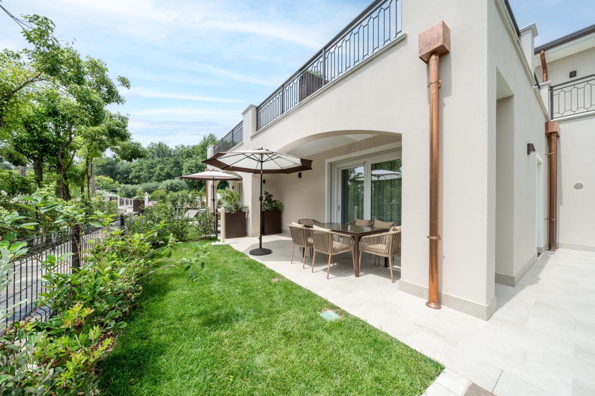 Villa Silvia Apartments San Felice del Benaco Kültér fotó