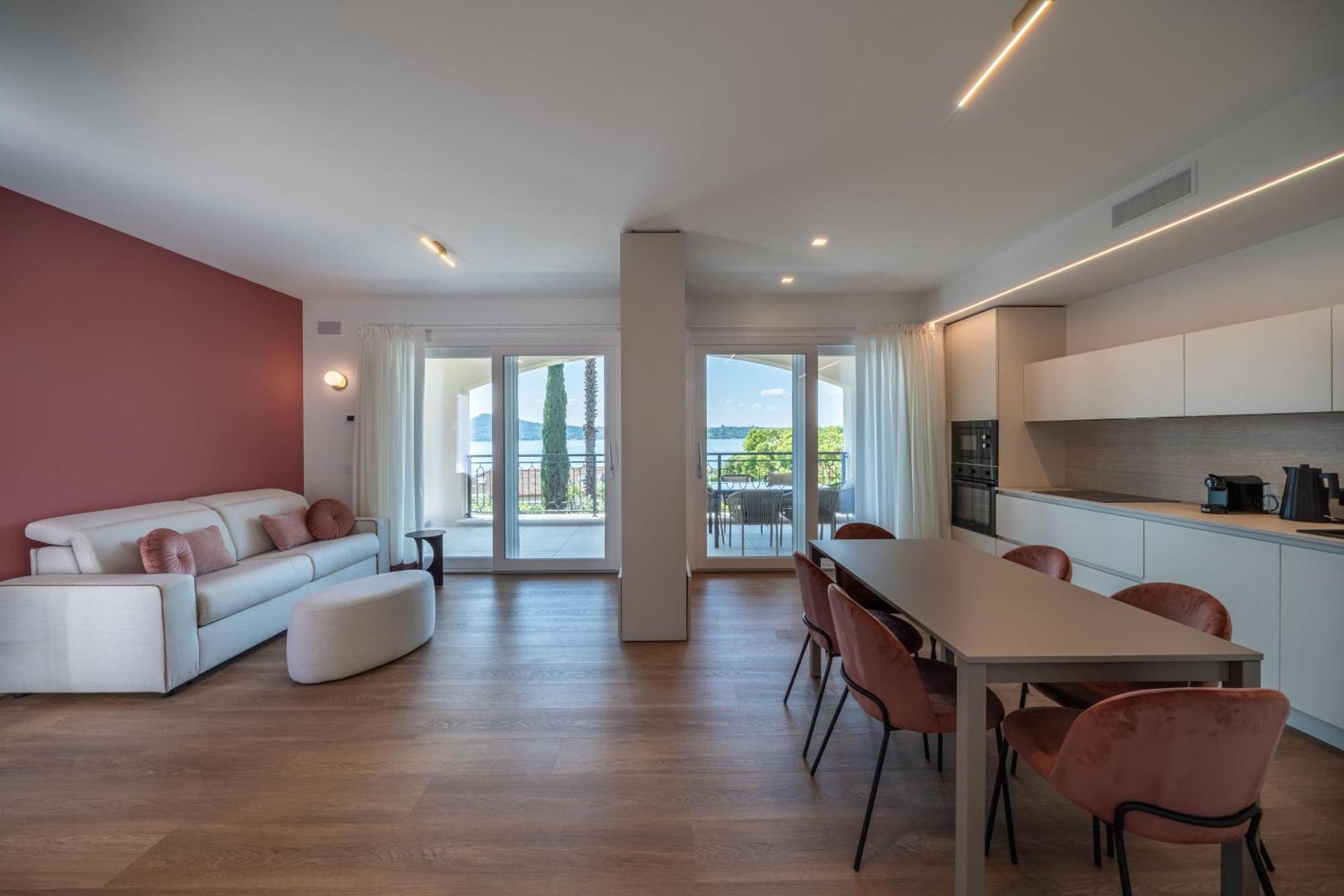 Villa Silvia Apartments San Felice del Benaco Kültér fotó