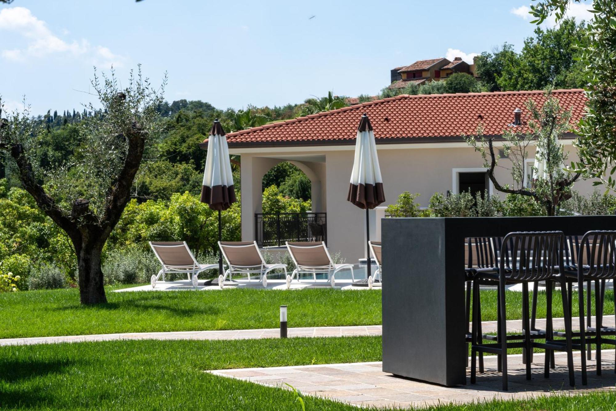 Villa Silvia Apartments San Felice del Benaco Kültér fotó