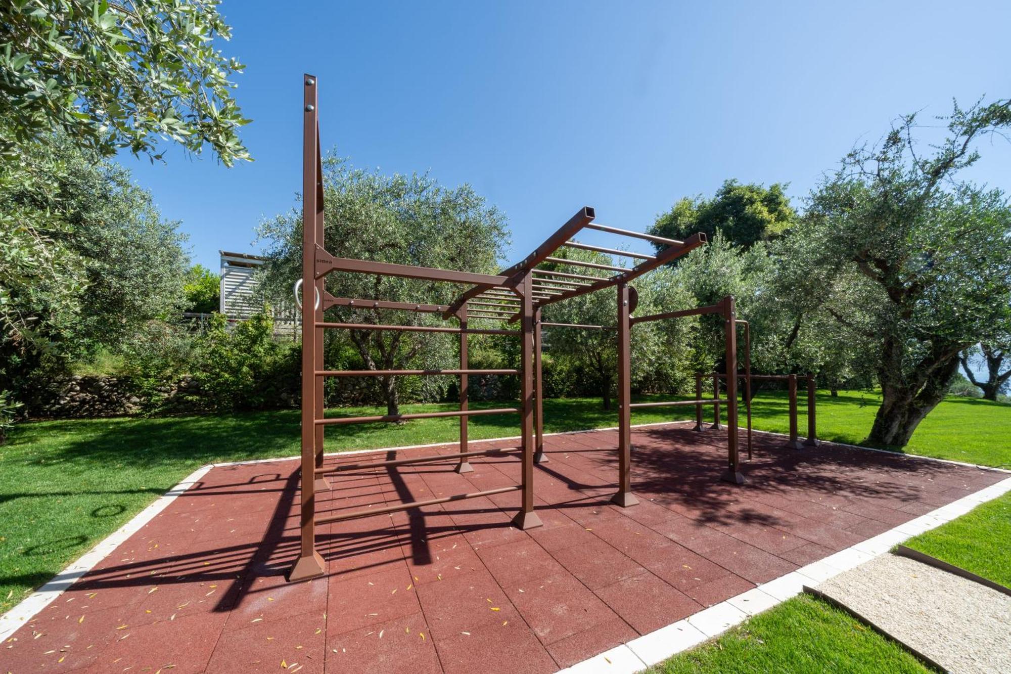 Villa Silvia Apartments San Felice del Benaco Kültér fotó
